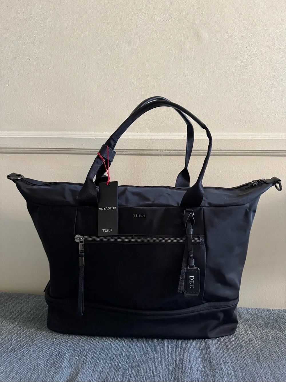 Tumi Contine Weekender Duffel Bag — Black
